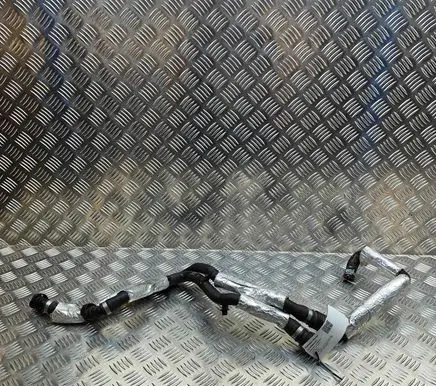 Volvo XC40 Engine coolant pipe/hose 32138749 32339217