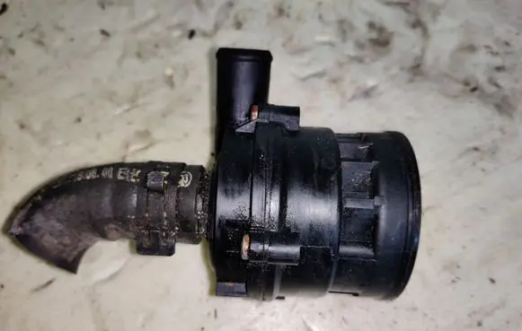 Mercedes-Benz E W211 Electric auxiliary coolant/water pump A2118350364