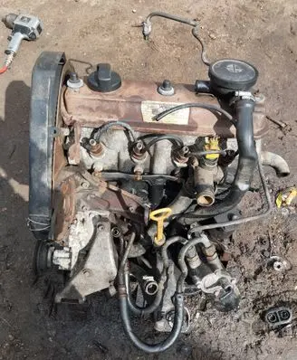 Audi 80 90 S2 B4 Engine