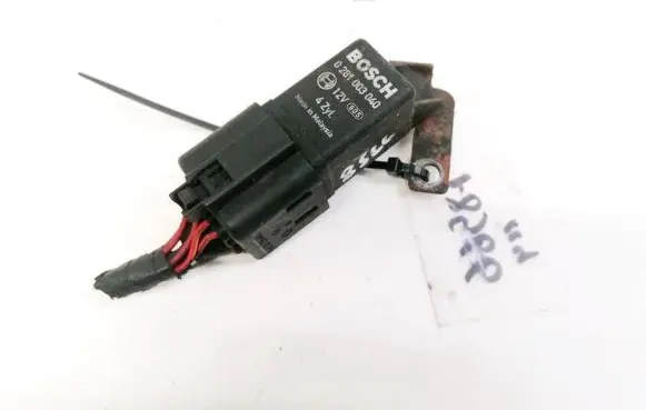 Chrysler Sebring (ST-22 - JR) Glow plug pre-heat relay 0281003040