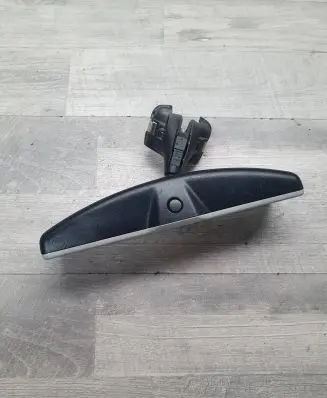 Volkswagen Touran II Rear view mirror (interior) E11026111