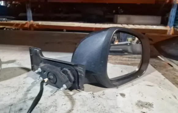 Opel Agila B Front door electric wing mirror