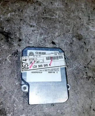 Volkswagen Fox Airbag control unit/module 1C0909605K