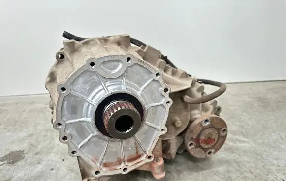 SsangYong Rexton Gearbox transfer box case 3200008013