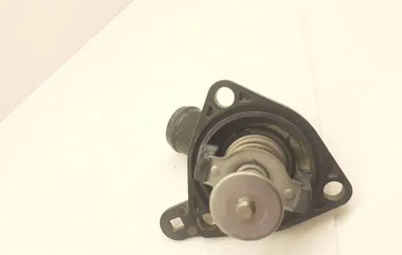 Honda FR-V Thermostat housing 