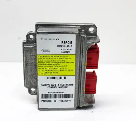Tesla Model S Airbag control unit/module 100527300F