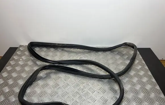SsangYong Korando Front door rubber seal