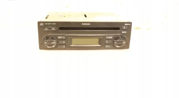 Nissan Note (E11) Radio/GPS head unit trim 