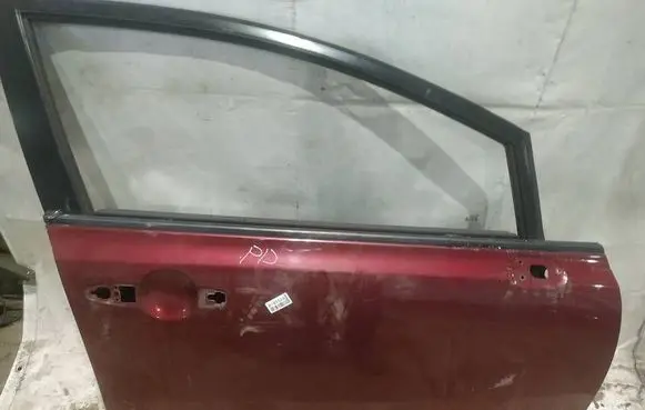 Honda Civic Front door RAUDONOS
