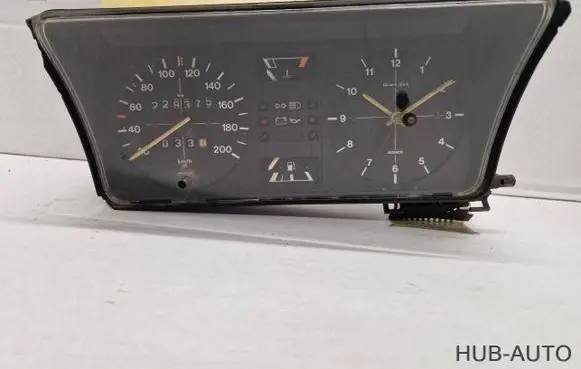 Volkswagen PASSAT B2 Speedometer (instrument cluster) 5440107800