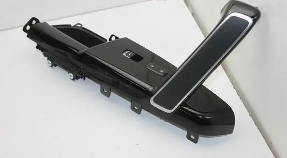 KIA Sportage Front door interior handle trim 93575F1520