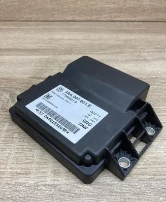 Volkswagen PASSAT B6 Hand brake control module 3AA907801E 17982901A
