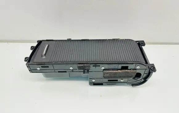 KIA Optima Glove box central console 84625D4000