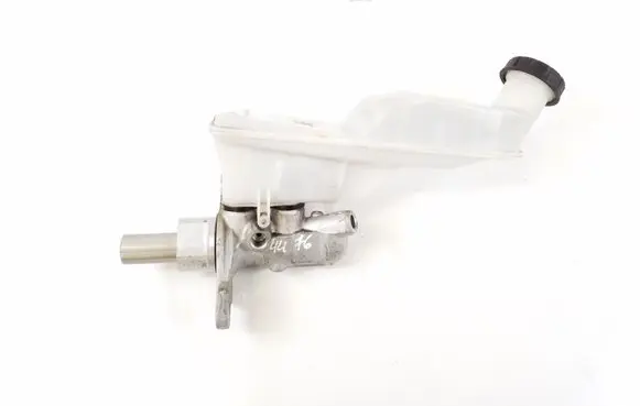 Mercedes-Benz GLA W156 Master brake cylinder A2464300302