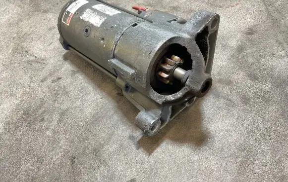 Renault Master II Starter motor 000007135602 670303 354866