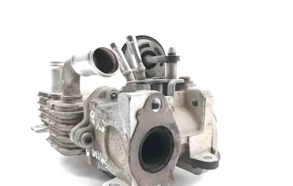 Mitsubishi Grandis EGR valve cooler 030131513