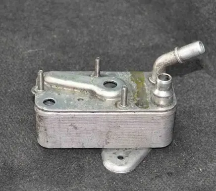BMW X5 E70 Engine oil radiator 