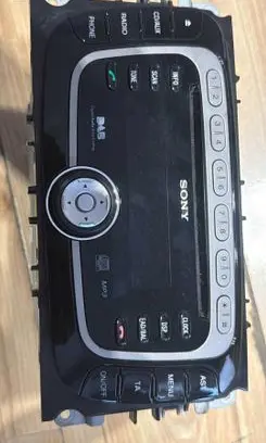 Ford Mondeo MK IV Radio/GPS head unit trim V002847