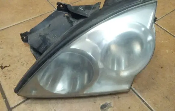 Hyundai Terracan Headlight/headlamp 92101H1XXX
