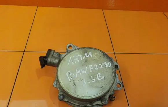 BMW 1 F20 F21 Vacuum pump 7625260