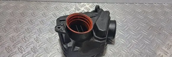 Mercedes-Benz C W204 Intake resonator A2710900804 054700