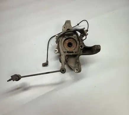 Mercedes-Benz S W221 Rear wheel hub 2210705