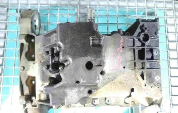Oil sump