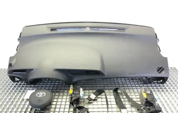 Toyota Yaris Dashboard 45019-0D420