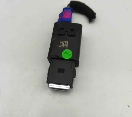 USB socket connector