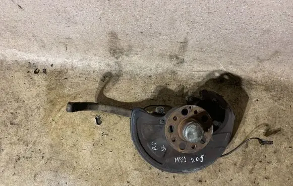 Mercedes-Benz SL R230 Front wheel hub