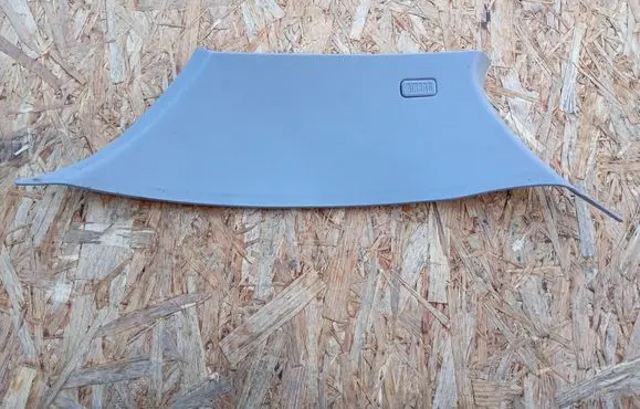 (D)pillar trim (top)