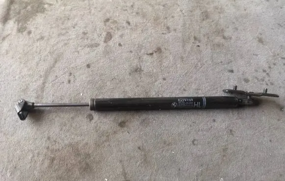 BMW 7 F01 F02 F03 F04 Rear door check strap stopper 7191285 146190 512271