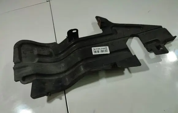 Engine splash shield/under tray