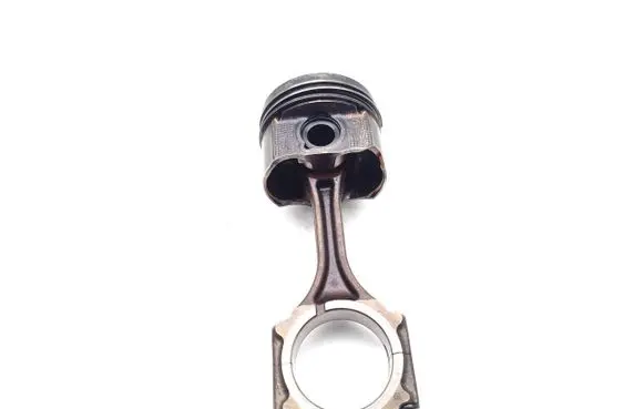 Mazda 3 II Piston with connecting rod
