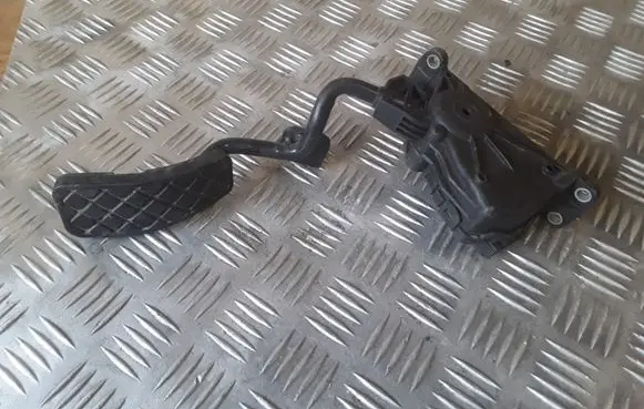Audi A6 S6 C6 4F Accelerator throttle pedal 6PV00898402 4F2721523