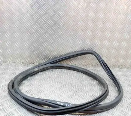 BMW X4 F26 Rubber seal rear door 7380923 7380924