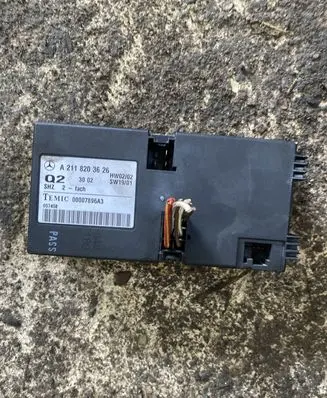 Mercedes-Benz E W211 Seat control module A2118203626