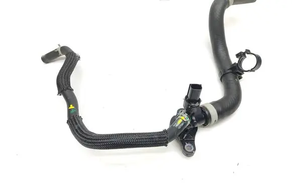 Toyota Yaris XP210 Engine coolant pipe/hose 16281E3030