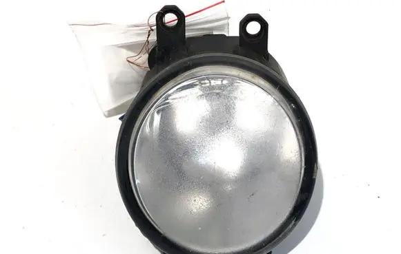 Toyota Avensis T270 Front fog light 81210-0D041