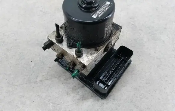 Renault Espace IV ABS Pump 8200159837