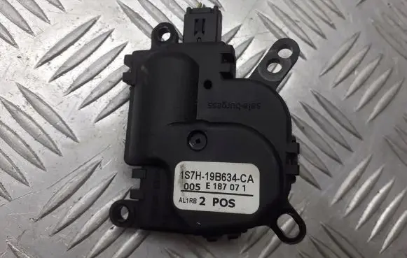 Ford Focus A/C air flow flap actuator/motor 1S7H-19B634-CA