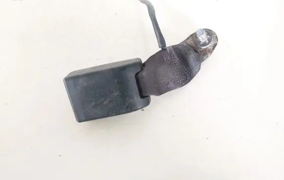 Nissan Qashqai+2 Rear seatbelt buckle 88842ey10a
