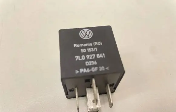 Volkswagen Touareg I Other relay 7L0927841 501531