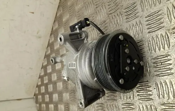 Toyota Aygo X Air conditioning (A/C) compressor (pump) 883100H030