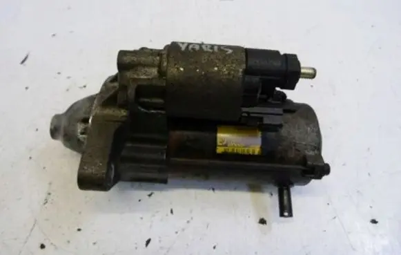 Toyota Yaris Starter motor 2810023030