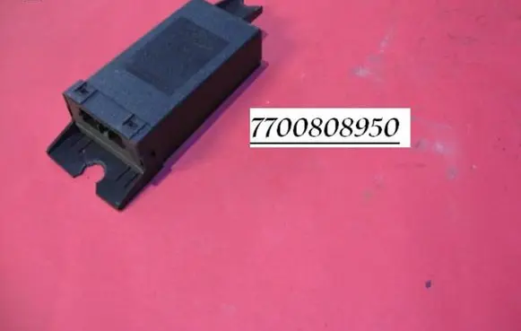Renault Safrane Door control unit/module 7700808950