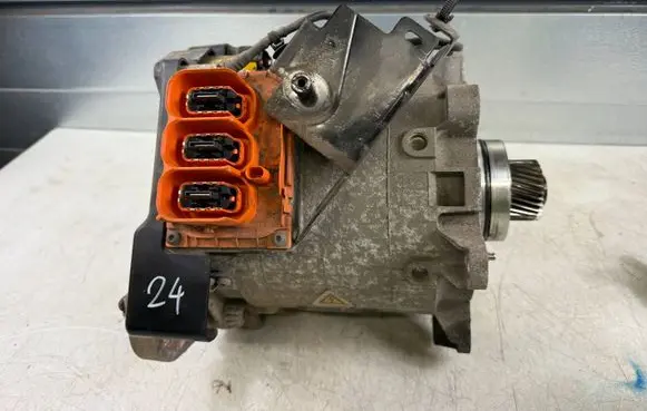 Peugeot 3008 I Electric car motor 9800189280