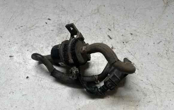 Dacia Sandero II Turbo solenoid valve 8200603558