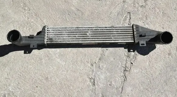 Mercedes-Benz E W210 Intercooler radiator A2105001400 2105001400