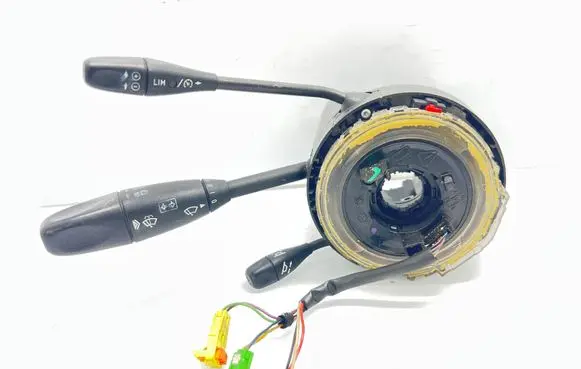 Mercedes-Benz E W211 Wiper turn signal indicator stalk/switch A1714640518